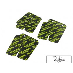 6 Carbon reeds Malossi MHR VL12 (0,30 ‚Äì 0,35 ‚Äì 0,40)